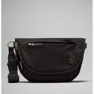Lululemon All Night Festival crossbody bag